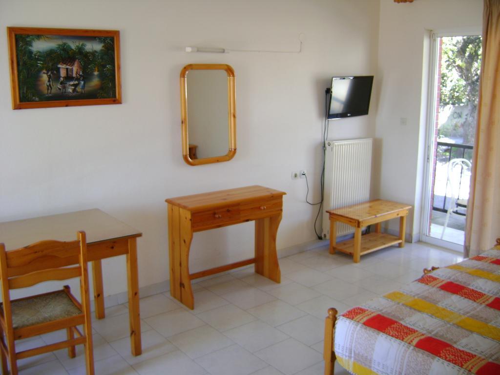 Hotel Kallithea 루트라 에디프수 외부 사진